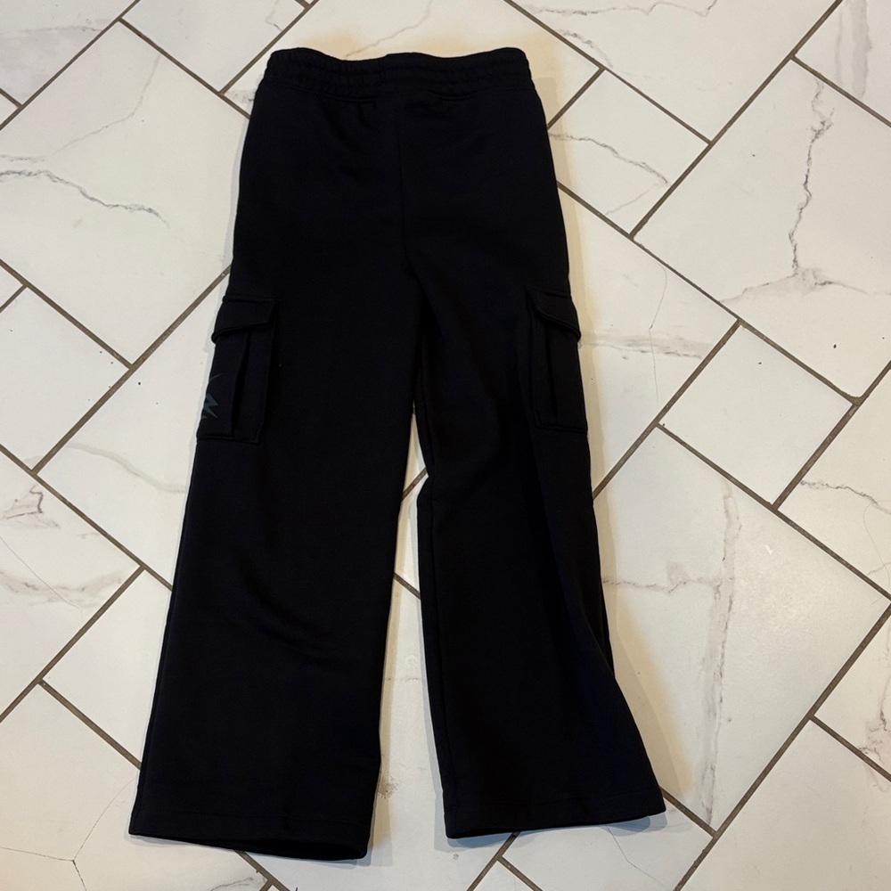 Unisex Nike 3Brand Kids Black Cargo Sweats - NWT, size M (10-12)